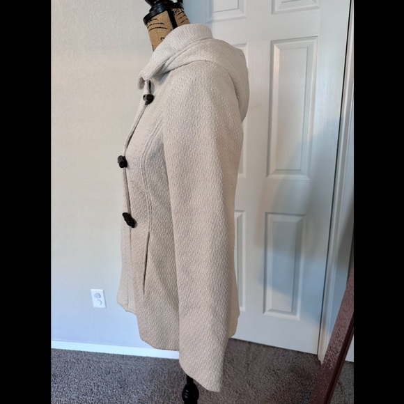 Jessica Simpson hooded Peacoat - Picture 4 of 16